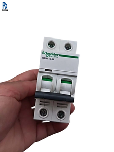 Interruptor de Circuito en Miniatura IC65N 2P Tipo C 6A-40A, Interruptor de Sobrecarga Usado Desmontado - Product Image 1