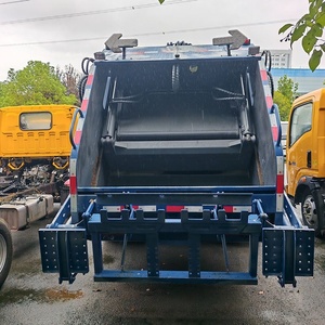Camión de Basura Comprimido FAW 4X2 de 7CBM Usado para el Transporte de Residuos Domésticos Urbanos - Product Image 4