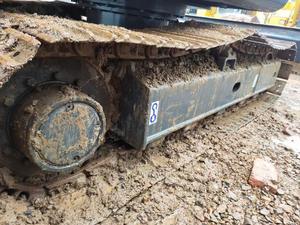 Mini-excavatrice sur chenilles d'occasion Doosan DX75 modèle 2020, 7,4 tonnes, haute puissance, moteur hydraulique 65 kW, boîte de vitesses, pompe à engrenages - Product Image 5