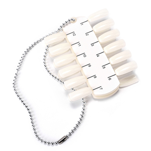 Plateau de présentation double couche pour nail art avec 24 faux ongles, outil d'entraînement pour la pratique du vernis gel UV et des autocollants pour ongles artificiels - Product Image 2