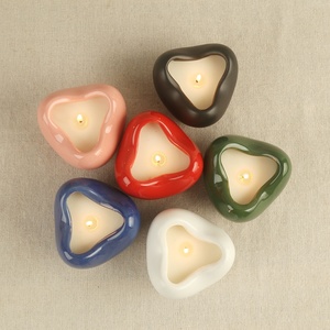 Nouveau Porte-Bougie et Pot en Céramique Créatif et Simple pour Mariages, Célébrations, Anniversaires, Commémorations - Ornement de Bougie Parfumée - Product Image 3