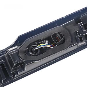 2023-2025 Land Rover Range Rover Executive Yükseltmesi için Uygundur, Sürekli Arka Lambalar ve Bagaj Kapağı Aydınlatma Paneli LR152206 - Product Image 6