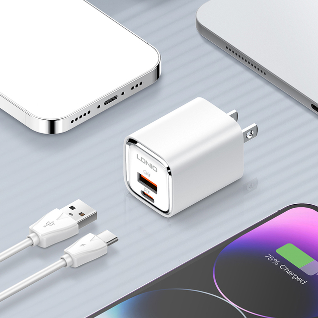 LDNIO A2317C 30w Charger PD QC 3.0 Universal Gan EU UK Plug Usb C Fast Charging Wall Charger Adapter Mobile Phone Charger