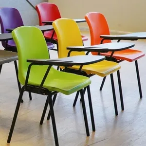 Silla de oficina เก้าอี้พลาสติกสำหรับเล่นเกมซ้อนได้สำหรับนักเรียนผู้ใหญ่เก้าอี้เรียนเล่นเกมพลาสติกและโลหะ
