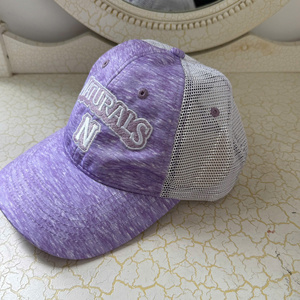 หมวกแก๊ปผ้าแคนวาสขายส่ง สีม่วง ปรับขนาดได้ แฟชั่นลำลอง แบรนด์ส่วนตัว ผู้ผลิตเวียดนาม ปักโลโก้ 3 มิติ - Product Image 6
