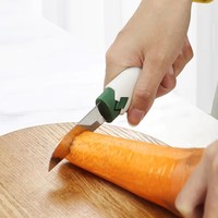Multifunctionele keukenhulp 2-in-1 dubbelzijdig roestvrijstalen groente- en fruitmes, draagbare schilmes met beschermer