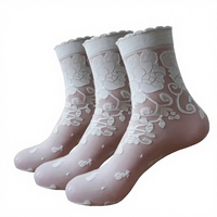 Chaussettes de cheville transparentes en nylon fin antidérapantes à usage quotidien pour femmes sexy avec motif de broderie florale personnalisé