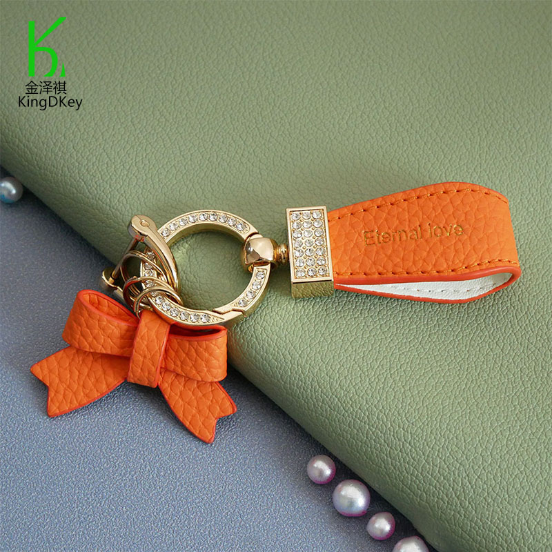 Portachiavi Con Fiocco In Seta Per Donna – Catena Estensibile Per Borsa, Multifunzione, 17 Cm, Elegante E Leggero - 2