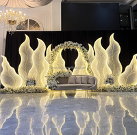 SMOOTH New Design Hochzeit Gang Stand LED Licht Warmweiß Event Bühne Seegras Form Hintergrund Stand Arch zum Verkauf
