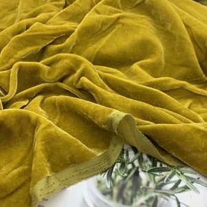 Tessuto in Velluto di <span class=keywords><strong>Seta</strong></span> e Rayon Blu Rosso Giallo Bianco 18,8% <span class=keywords><strong>Seta</strong></span> 81,2% Viscosa con Molteplici Colori - Product Image 2