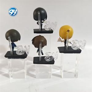 4 piezas Attack on Titan negro blanco vestido Levi Eren Mikasa caja ciega figura Anime Mini modelo coleccionable conjunto - Product Image 3