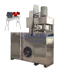 Machine de fabrication de briquettes de charbon de bois pour barbecue, forme carrée hexagonale, presse hydraulique - Product Image 1