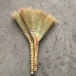 DS4891 Balai de paille de nettoyage de cuisine Balai de paille portable fait à la main Petit <span class=keywords><strong>plumeau</strong></span> Balai d'herbe d'intérieur Balais de fouet d'extérieur - Product Image 5