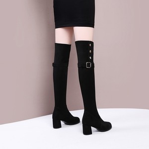 Stivali da Donna Coreani Autunno/Inverno 2025, Nuovo Stile, Lunghi, <span class=keywords><strong>con</strong></span> Tacco Spesso, in Camoscio, <span class=keywords><strong>con</strong></span> Bottoni e Tessuto <span class=keywords><strong>Elastico</strong></span> Sopra il Ginocchio - Product Image 6