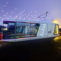 Maison capsule préfabriquée de luxe futuriste en acier, étanche et écologique, alimentée à l'énergie solaire, pour hôtel, modèle 2025, fabriquée en Chine