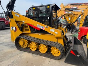 รถตักตีนตะขาบ CAT 299D3 มือสองสภาพดี เครื่องจักรขนาดกะทัดรัดสำหรับปรับปรุงสวนและงานเคลื่อนย้ายดินในพื้นที่ขนาดเล็ก - Product Image 2