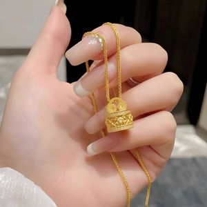 Collar de Plata de Ley S925 con Colgante Ruyi y Moissanita Incrustada para Mujer, Uso Diario - Product Image 1