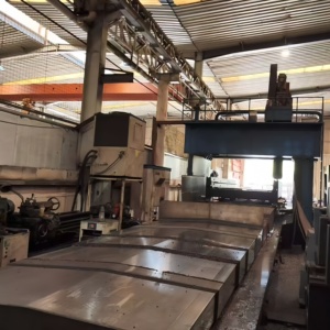 Máquina Fresadora CNC <span class=keywords><strong>de</strong></span> <span class=keywords><strong>Segunda</strong></span> <span class=keywords><strong>Mano</strong></span>, Tipo Gantry, con Bancada <span class=keywords><strong>de</strong></span> <span class=keywords><strong>Hierro</strong></span> Fundido Resistente, Corte Pesado Estable, Admite Inspección In Situ - Product Image 2