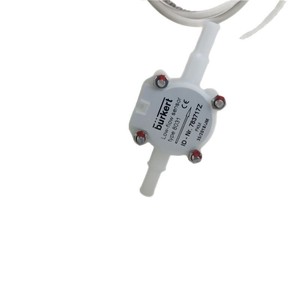 Capteur de débit Burkert 8031 à hélice pour faible débit, pour air à température ambiante, en plastique, avec fonction de commutation, pour l'industrie mécanique - Product Image 4