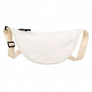 Muestra gratuita de bolso bandolera de poliéster para mujer, nuevo modelo 2023, ligero, pequeño, sencillo, tipo satchel, para viaje. - Product Image 3