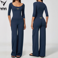 Nouveaux ensembles de sport 2 pièces pour l'automne : hauts à manches courtes et pantalon large pour la gym, le yoga, le pilates et l'entraînement, avec logo personnalisé