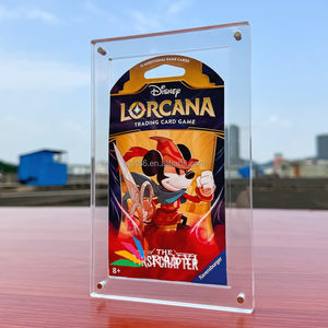 Boîte de présentation transparente personnalisée en acrylique pour <span class=keywords><strong>petit</strong></span> <span class=keywords><strong>tailleur</strong></span> courageux et <span class=keywords><strong>petit</strong></span> <span class=keywords><strong>tailleur</strong></span> pour Lorcana étui portable en acrylique poli - Product Image 1