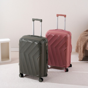 Ensemble <span class=keywords><strong>de</strong></span> valises <span class=keywords><strong>de</strong></span> voyage rigides classiques et modernes en PP léger avec roulettes fixes pour cabine - Vente en gros - Product Image 2