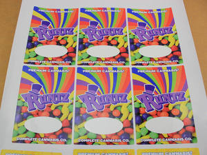 Prix usine auto-adhésif destructible vinyle autocollant personnalisé <span class=keywords><strong>Graffiti</strong></span> impression coquille d'oeuf autocollant pour l'utilisation de Street Art - Product Image 2