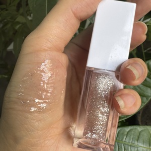 Customized Logo Vegan Lip Oil Fruit <strong>Flavor</strong> Moisturizing Makeup Private Label Liquid Lip Balm Butter Gloss Lipstick Lip Oil - Product Image 5