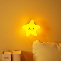 Silicone étoile lune mur Mini Kawaii veilleuse mignonne lampe de pépinière portable avec LED douce et contrôle tactile pour une utilisation au chevet