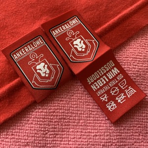 Etiqueta del dobladillo de la camiseta de la parte inferior del lado doble del pliegue de la cubierta del libro, etiquetas de dobladillo del puño de la manga de la ropa del tamaño pequeño del logotipo limpio - Product Image 5