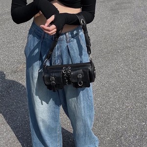 Sac à main zippé en PU texturé de qualité supérieure pour femme, sac rétro élégant à porter à l'épaule, sac bandoulière compact en polyester imperméable, idéal pour les trajets quotidiens - Product Image 3