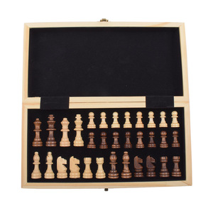 Juego de batalla de madera de 12 pulgadas, juego 2 en 1 de Ajedrez de viaje no magnético o magnético y tablero de damas con piezas de ajedrez Staunton - Product Image 3