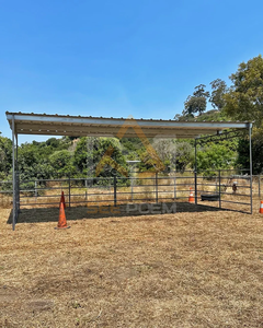 Scuderie per Cavalli da Esterno con Tetto e Recinzione Ricovero per Maneggio e Pensione per Cavalli Attrezzatura da Dressage Economica - Product Image 2