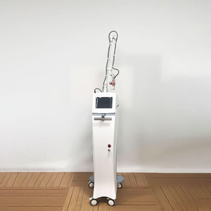 Appareil esthétique multifonctionnel laser fractionné vertical Salon Exclusive, système tout-en-un pour le rajeunissement du visage et la réparation des cicatrices - Product Image 3