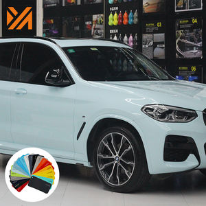 Film d'emballage de voiture en vinyle ultra brillant amovible super extensible de 1.52x18 verges pour autocollant de carrosserie - Product Image 4