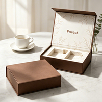 Emballage personnalisé en carton pour la forêt, boîte en papier de luxe avec fermeture magnétique, cadeau en carton avec insert, logo imprimé