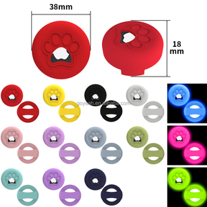 Étui de protection lumineux anti-perte pour collier d'animal de compagnie avec support AirTag en silicone à 14 couleurs motif patte, pour chien et chat, avec suivi GPS - Product Image 6