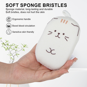 Éponge de bain exfoliante absorbante en mousse douce en forme d'animal de dessin animé pour bébés et enfants - Product Image 2