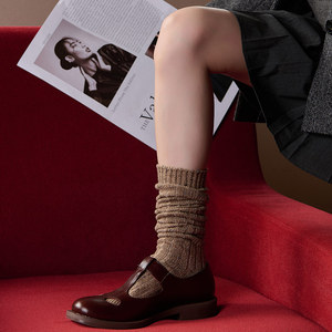 Chaussettes en laine mérinos haut de gamme Chaussettes pour femmes élégantes Chaussettes de mollet polyvalentes et simples - Product Image 3