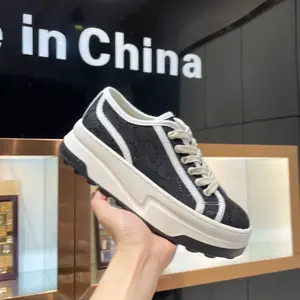 Zapatos Casuales De Moda De Alta Calidad Originales De Lujo Transpirables 2025 Zapatillas Para Hombre Zapatos Para Mujer Estilo De Caminar De Moda - Product Image 3