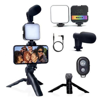 Support de téléphone portable avec lumière LED RVB rechargeable de haute qualité pour l'enregistrement de vlogs, la photographie, la diffusion en direct et kit de perche à selfie