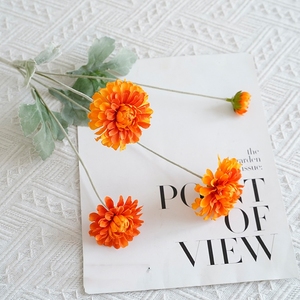 人工デイジーフラワーロングブランチ4ヘッドウェディング用品ロードガイドフラワーアレンジメントウェディングホールショッピングモールデコレーション - Product Image 1