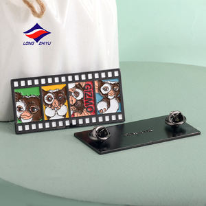 Longzhiyu 18 anni smalto distintivo produttore di metallo personalizzato logo Anime perni Funning distintivo luminoso pieghevole - Product Image 4