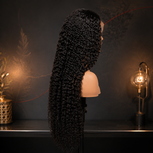 Perruque 100% <span class=keywords><strong>Cheveux</strong></span> Humains Bruts Birmans Bouclés Péruviens Sans Colle, Dentelle Pré-Pluckée, Perruque Frontale 13x4 HD, Dentelle HD Effet Peau, Bonnet Respirant - Product Image 2