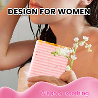 Jabón Limpiador Femenino Artesanal con Extracto de Rosa y Manteca de Karité, a Base de Plantas Naturales, Aclarante, Unifica el Tono de Piel, para Piel Sensible