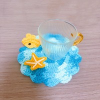 Set de table au crochet en coton bleu dégradé, motifs étoile de mer et poissons tropicaux, idéal pour les paniers de pique-nique et comme cadeau d'anniversaire