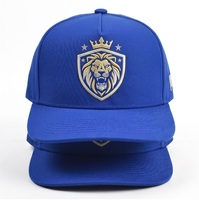 Casquette Snapback Structurée Bleu Royal OEM Premium en Sergé avec Broderie 3D Couronne et Bouclier Lion Doré pour Équipe Sportive