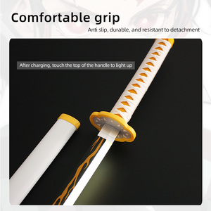 104Cm Quỷ Slayer LED Katana Thanh Kiếm Sáng Bằng Gỗ Dạ Quang Cosplay Tháo Lắp Ráp Vật Liệu An Toàn - Product Image 5