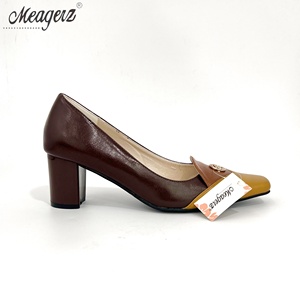 Scarpe da lavoro per tutta la stagione da donna con eleganza dal design personalizzato all'ingrosso per l'ufficio delle donne e delle signore - Product Image 3